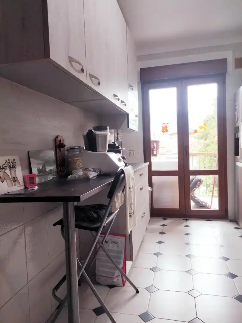 Cuina de Pis en venda en Pravia amb Balcó
