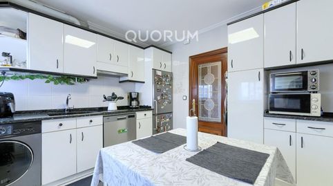 Foto 3 de Piso en venta en Centro - Ariz - Uribarri, Basauri