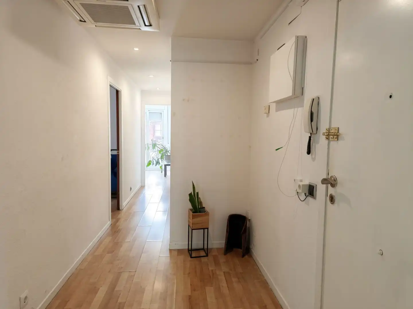 Wohnung zum Verkauf in Anglès mit Klimaanlage, Heizung und Terrasse