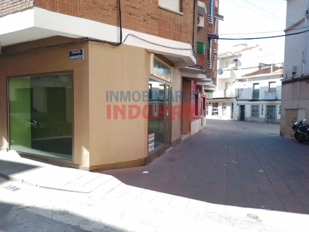 Local comercial de lloguer a Navalmoral de la Mata