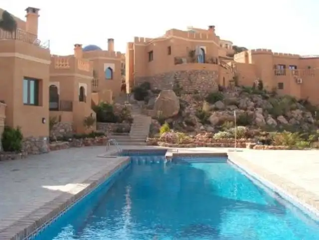 Piscina de Residencial en venta en Turre