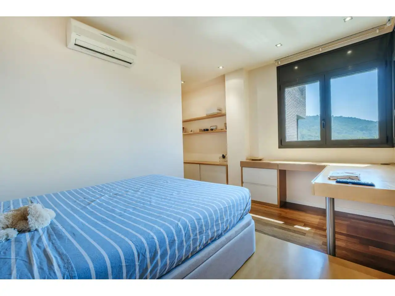 Bedroom of Houses for sale in Matadepera  with Air Conditioner, Heating and Private garden