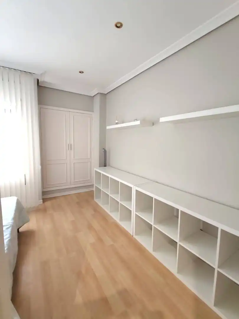 Bedroom of Flat for sale in Tudela  with Air Conditioner, Heating and Parquet flooring