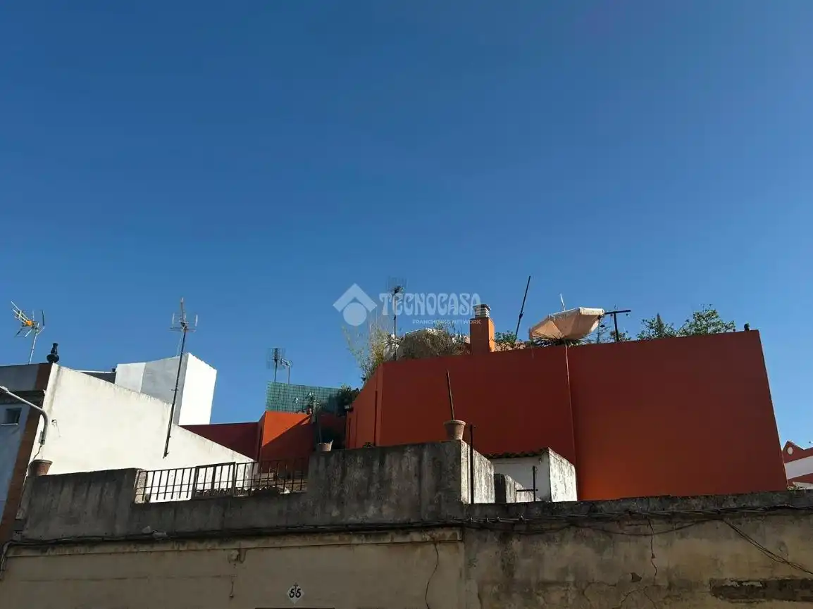 Vista exterior de Casa o xalet en venda en Castilleja de la Cuesta