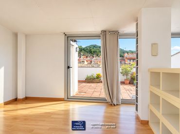 Tríplex con balcón en venta en Nord-Oest - Can Noguera