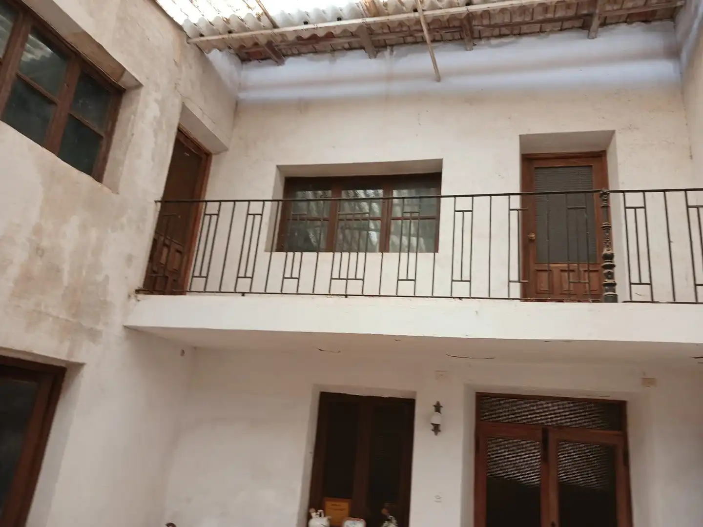 Casa rústica amb terrassa en venda a Calle Calatrava, imagen 3