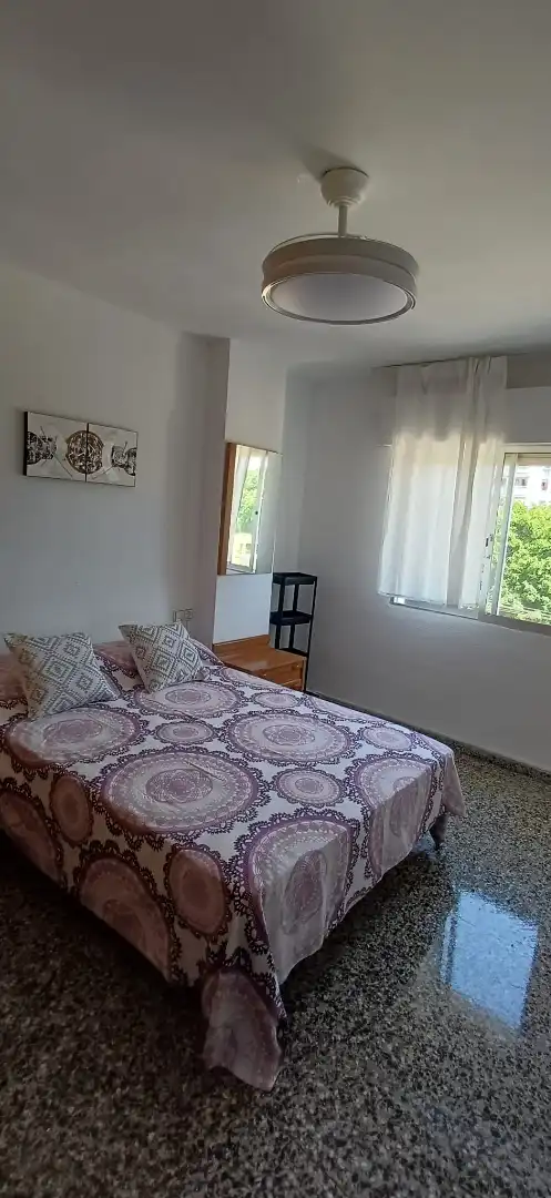 Habitación de Piso de alquiler en Málaga con Amueblado