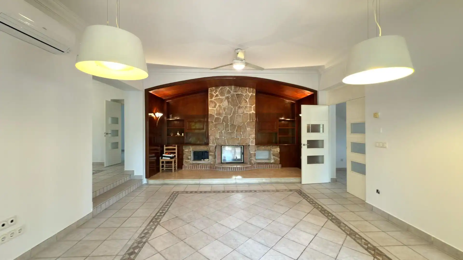 Casa o xalet en venda en Alicante / Alacant amb Aire condicionat, Calefacció i Jardí privat