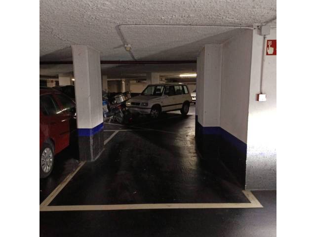 Garaje en Alquiler en Mazarredo en Ensanche - Moyua - Diputación