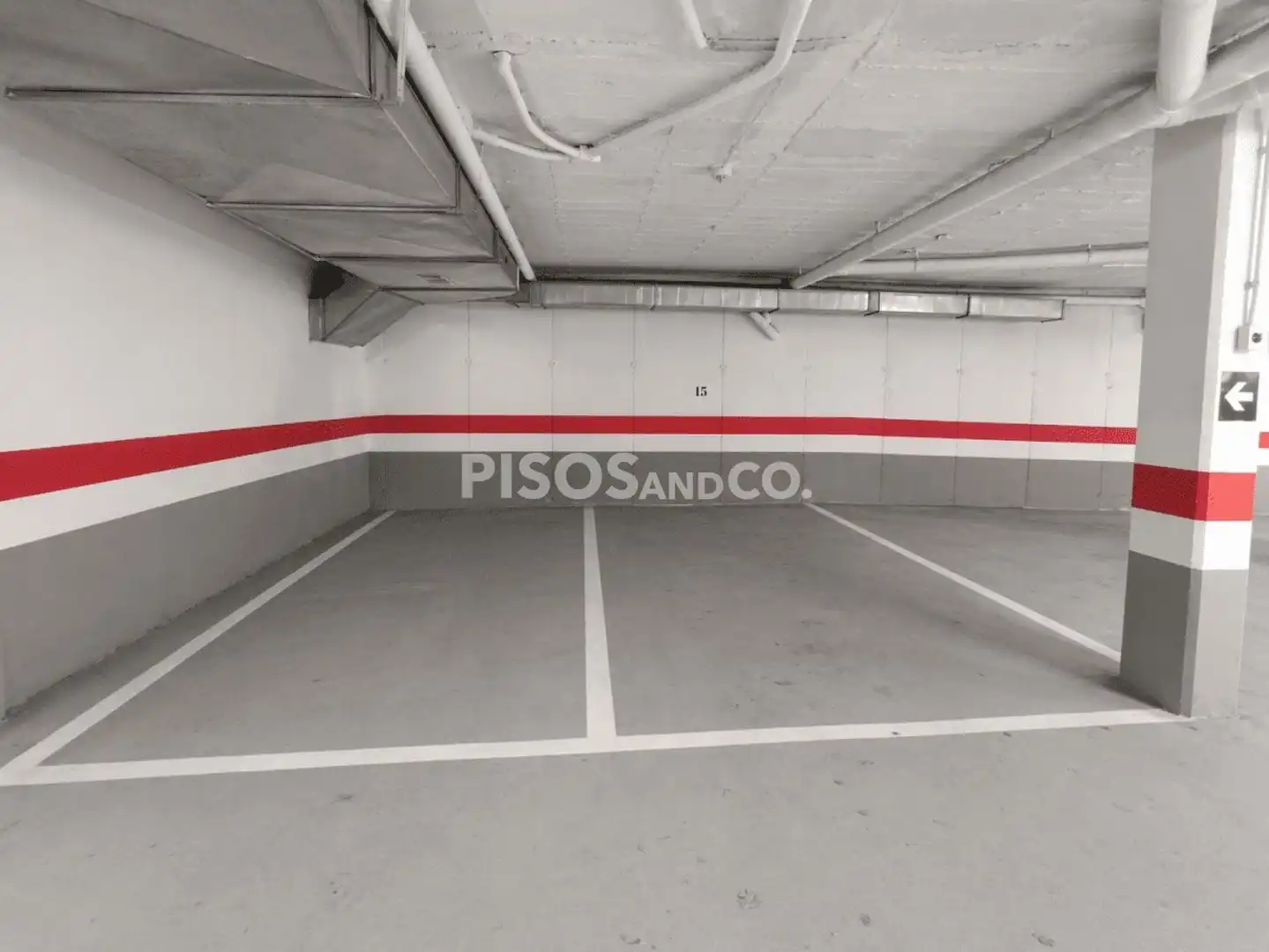 Aparcament de Pis en venda en Oleiros amb Calefacció, Terrassa i Traster