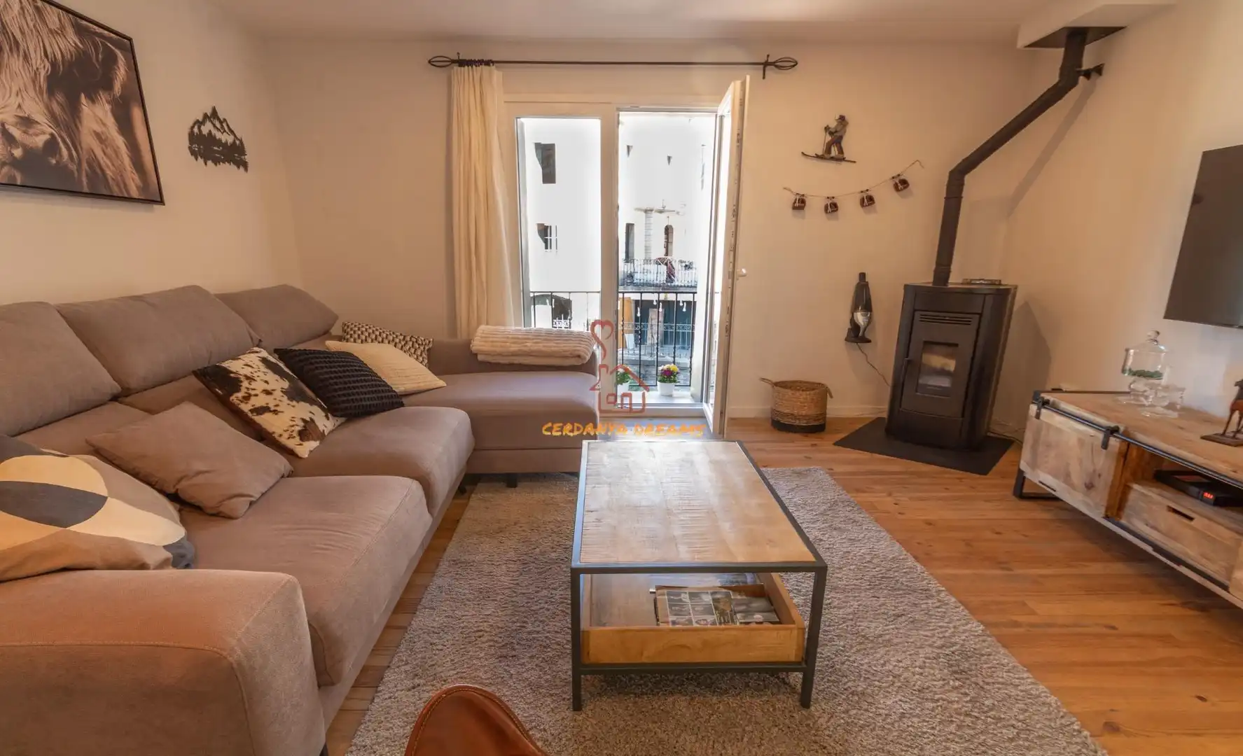 Living room of Ground floor for sale in Osséja  with Heating, Parquet flooring and Storage room