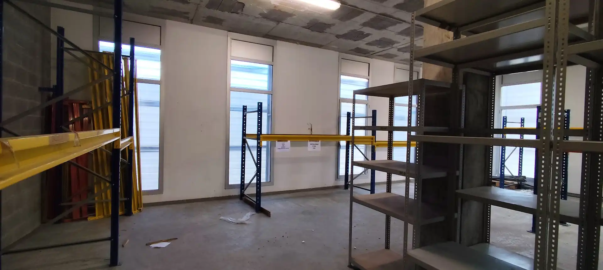 Nau industrial amb ascensor en venda a Passatge de Montserrat Isern, imagen 10