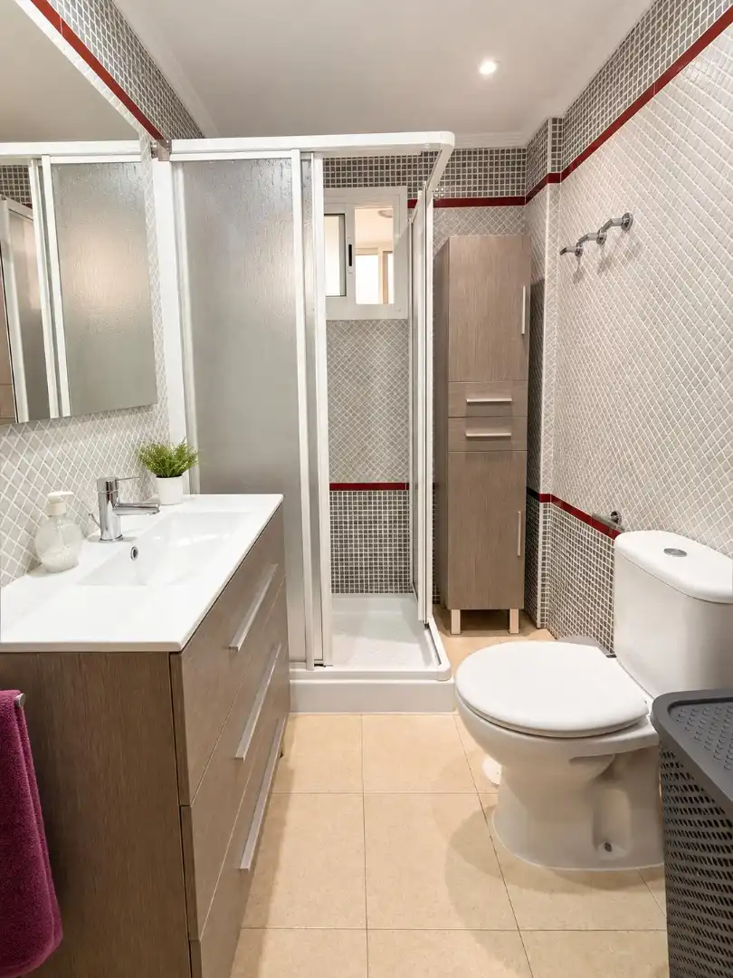 Baño de Piso en venta en Sevilla con Aire acondicionado, Calefacción y Terraza