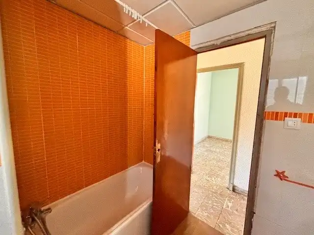 Baño de Apartamento en venta en Elda