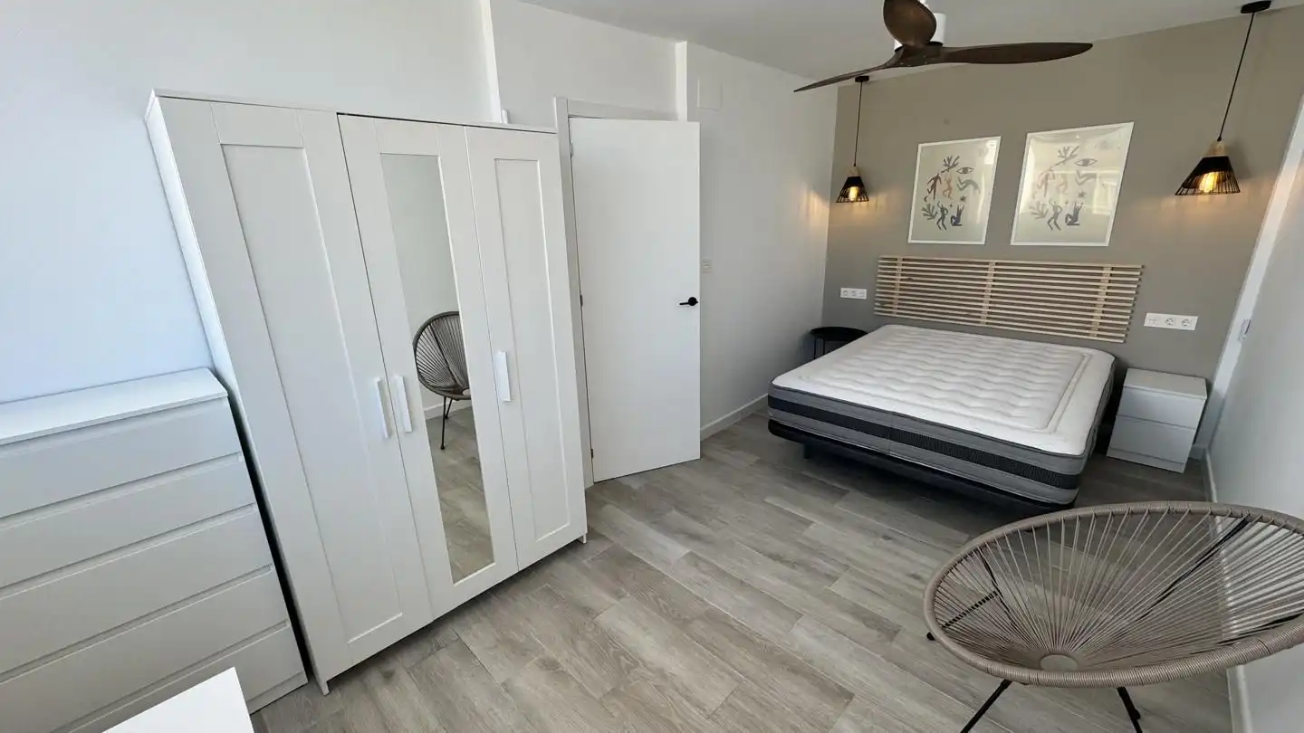 Flat for rent in Calle Calle Segovia, Barrio de Zaidín