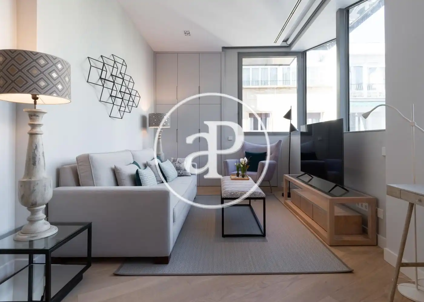 Wohnzimmer von Wohnung zur Miete in  Madrid Capital mit Klimaanlage, Heizung und Privatgarten