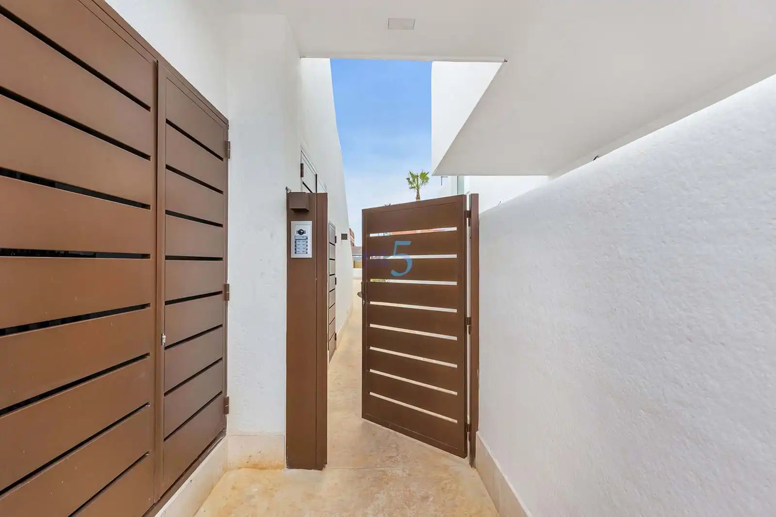 Appartamento con piscina in vendita a Las Lomas de Rame - Bahía Bella, imagen 2