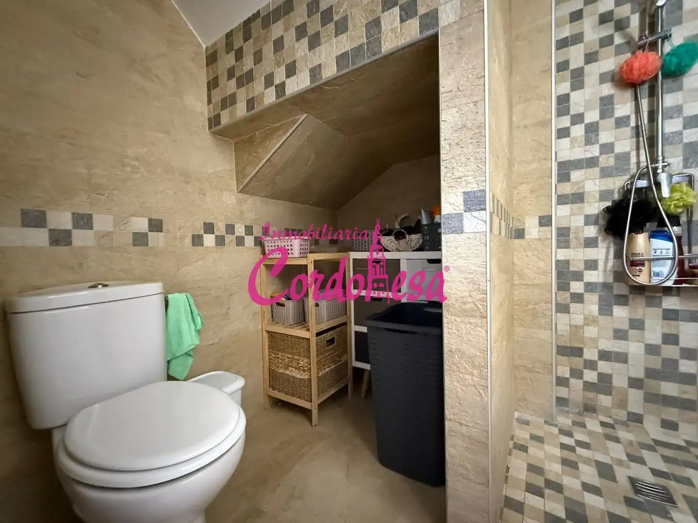 Casa amb piscina en venda a Poniente-Norte - Miralbaida - Parque Azahara, imagen 23