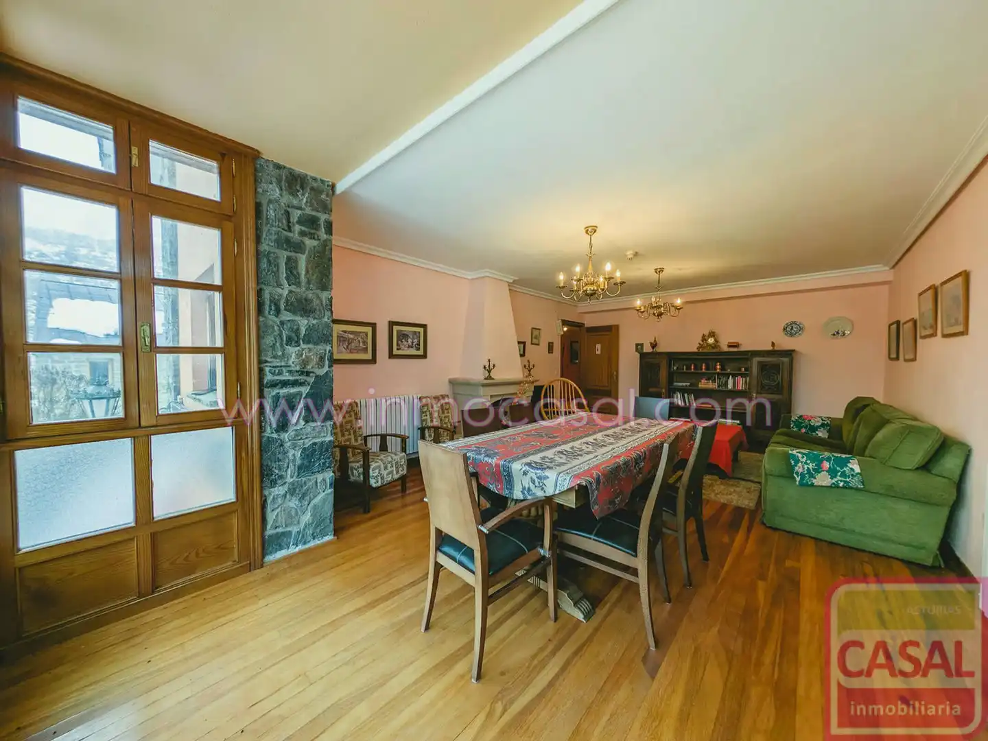 Comedor de Casa o chalet en venta en León Capital  con Calefacción, Trastero y Amueblado