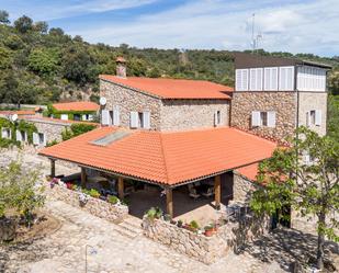 Vista exterior de Casa o xalet en venda en Espinoso del Rey amb Calefacció, Jardí privat i Terrassa