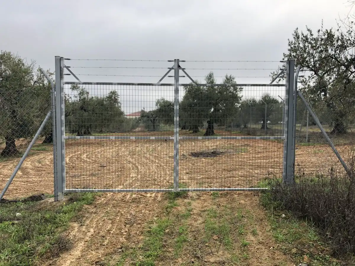 Rustikales Grundstück zum Verkauf in Bollullos Par del Condado