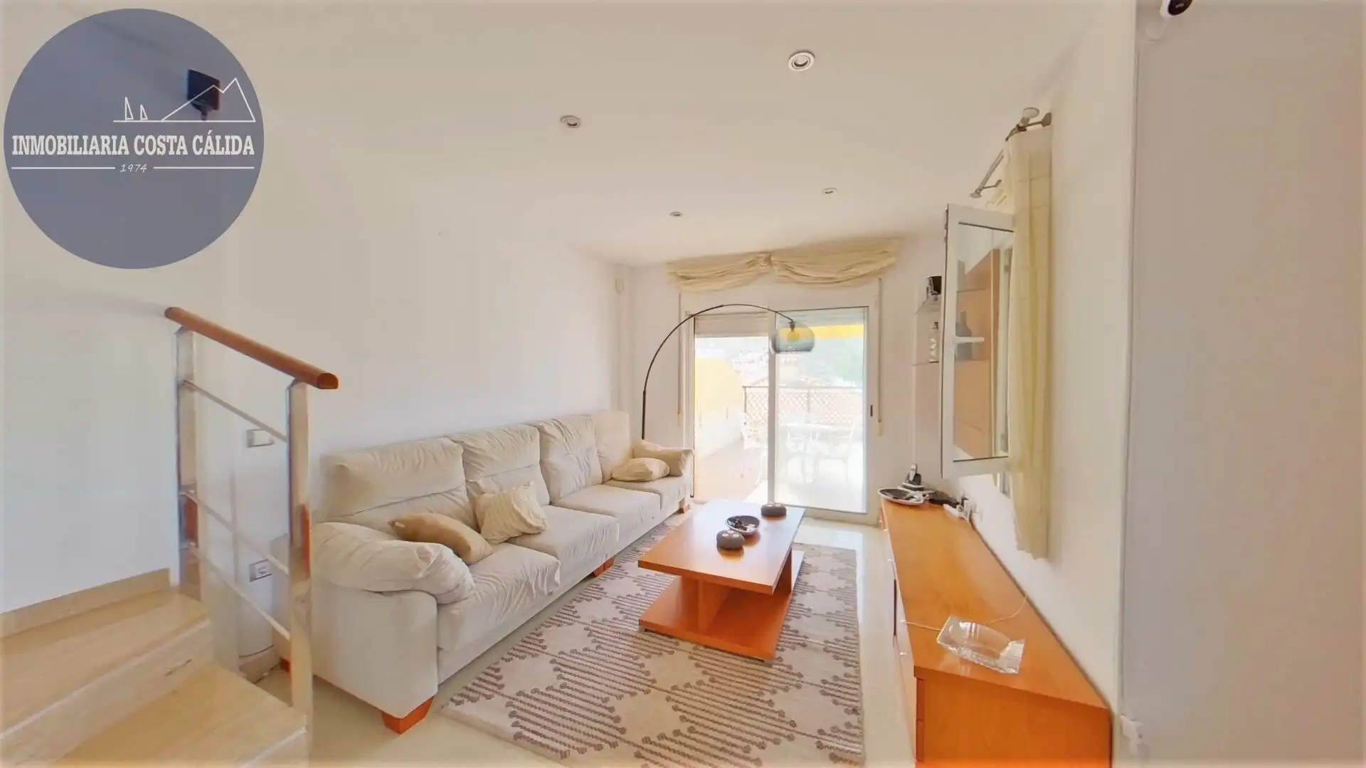 Sala de estar de Dúplex en venta en Águilas con Aire acondicionado, Calefacción y Jardín privado