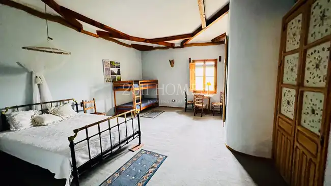 Habitación de Finca rústica en venta en Úbeda con Jardín privado, Terraza y Piscina