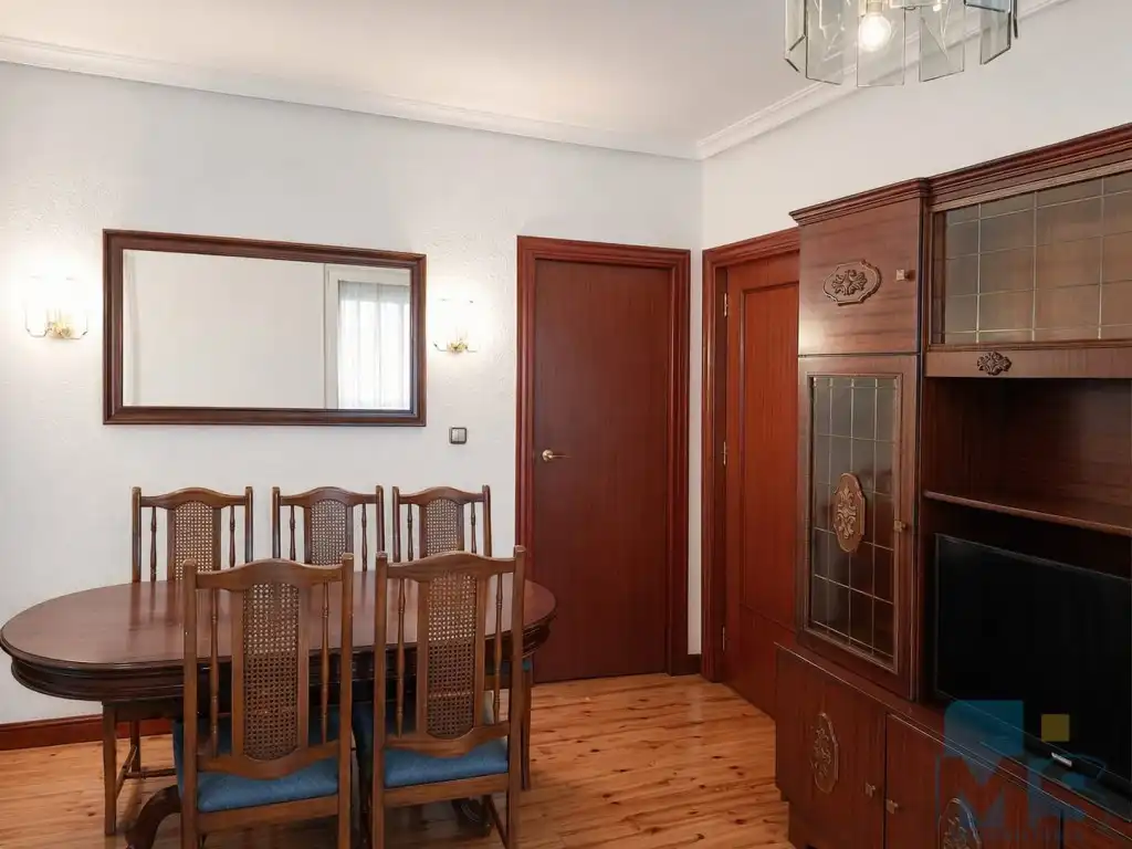 Comedor de Piso en venta en Errenteria con Amueblado y Balcón