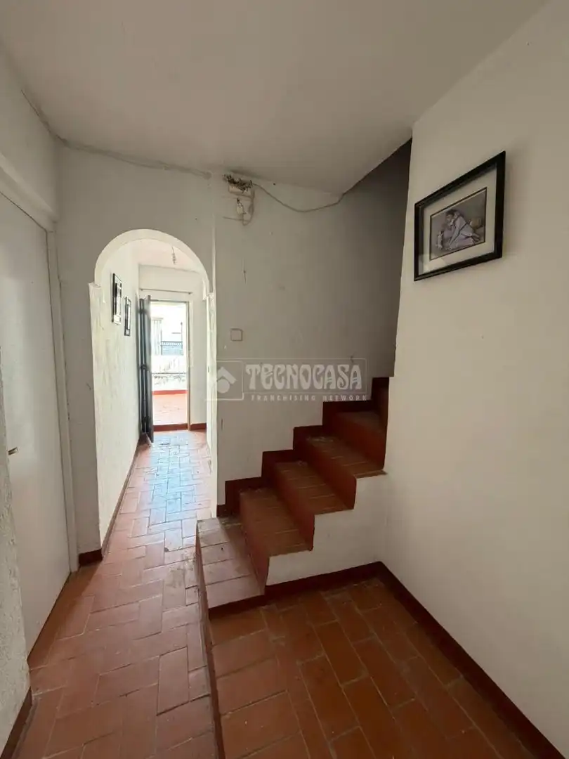 Houses for sale in Sevilla  with Terrace and Balcony