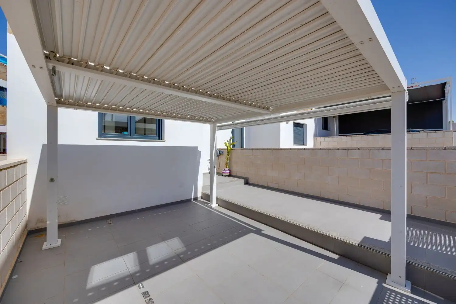 Reihenhaus mit Pool zum Verkauf in Calle Carmen Laforet 58, imagen 36