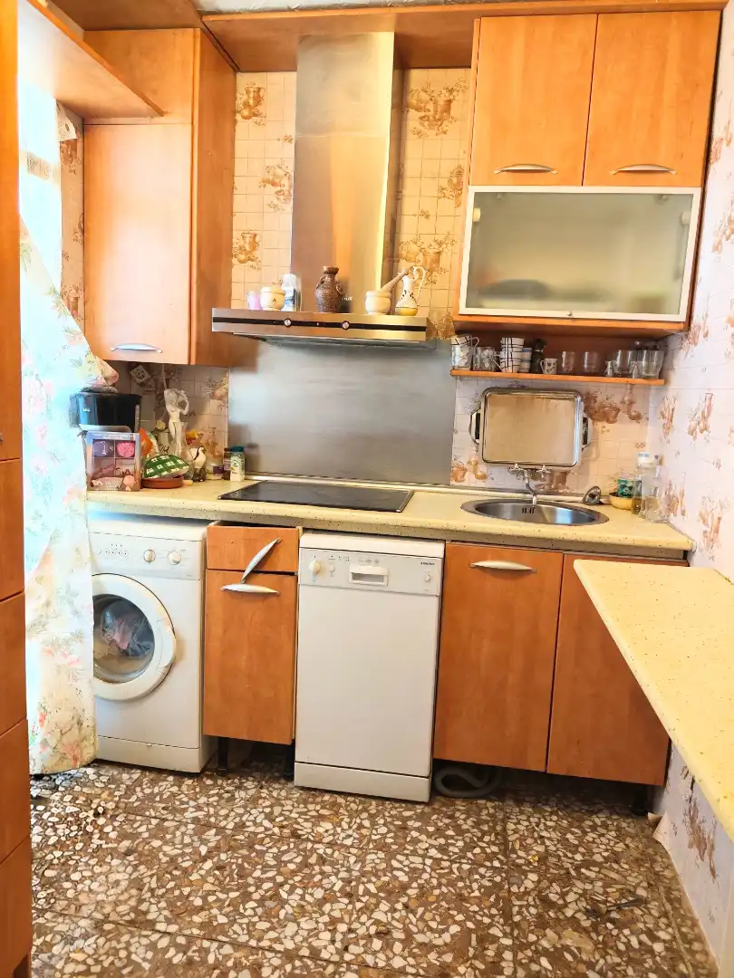 Cuina de Casa o xalet en venda en Illana amb Jardí privat, Terrassa i Piscina