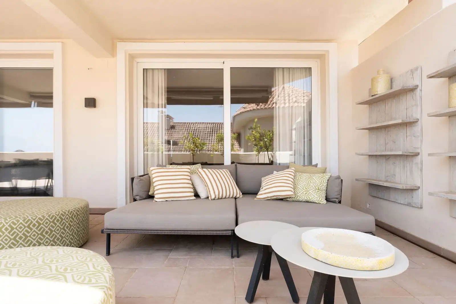 Terrassa de Dúplex en venda en Marbella amb Aire condicionat, Terrassa i Traster