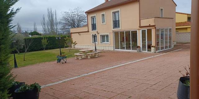 Casa-chalet en Venta en Calle RIO PISUERGA (URBANIZACION EL COTANILLO) en Renedo de Esgueva