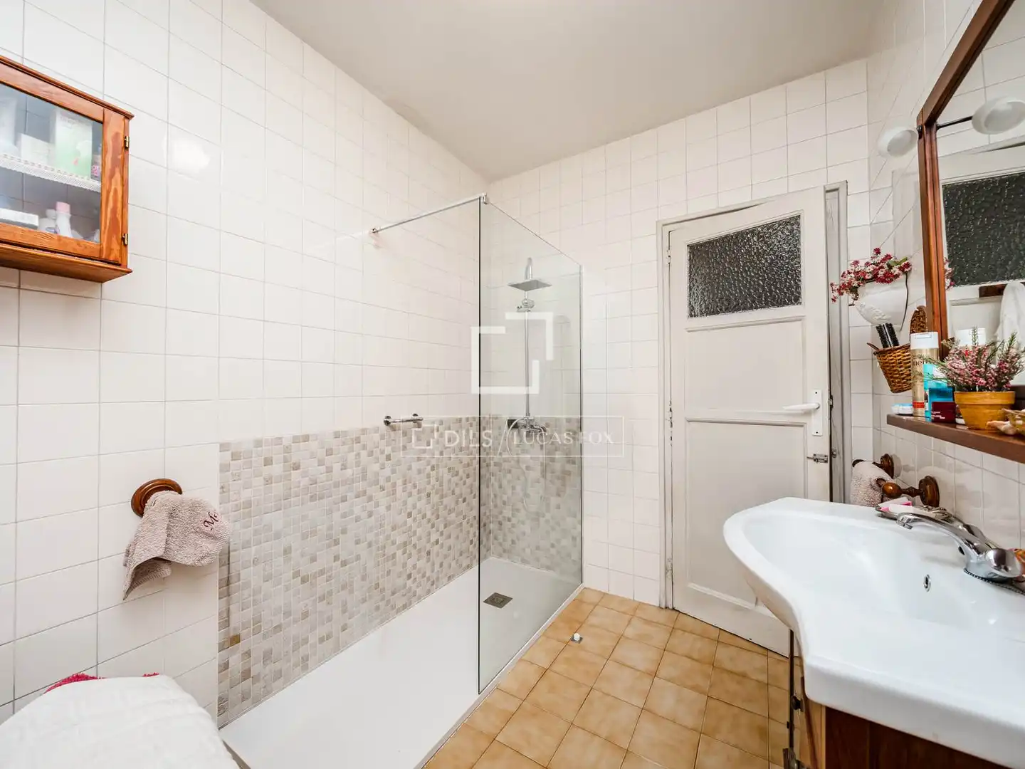 Baño de Piso en venta en Madrid con Aire acondicionado, Calefacción y Terraza