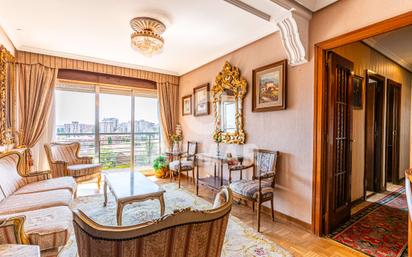 Living room of Flat for sale in  Madrid Capital  with Terrace