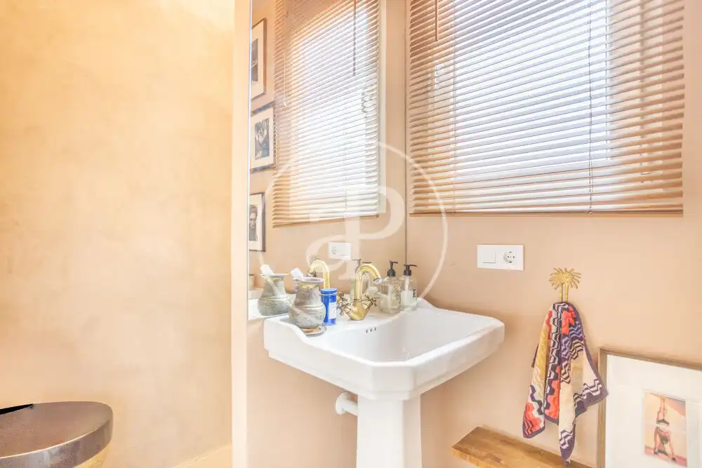 Baño de Piso de alquiler en Alfafar con Aire acondicionado, Calefacción y Terraza