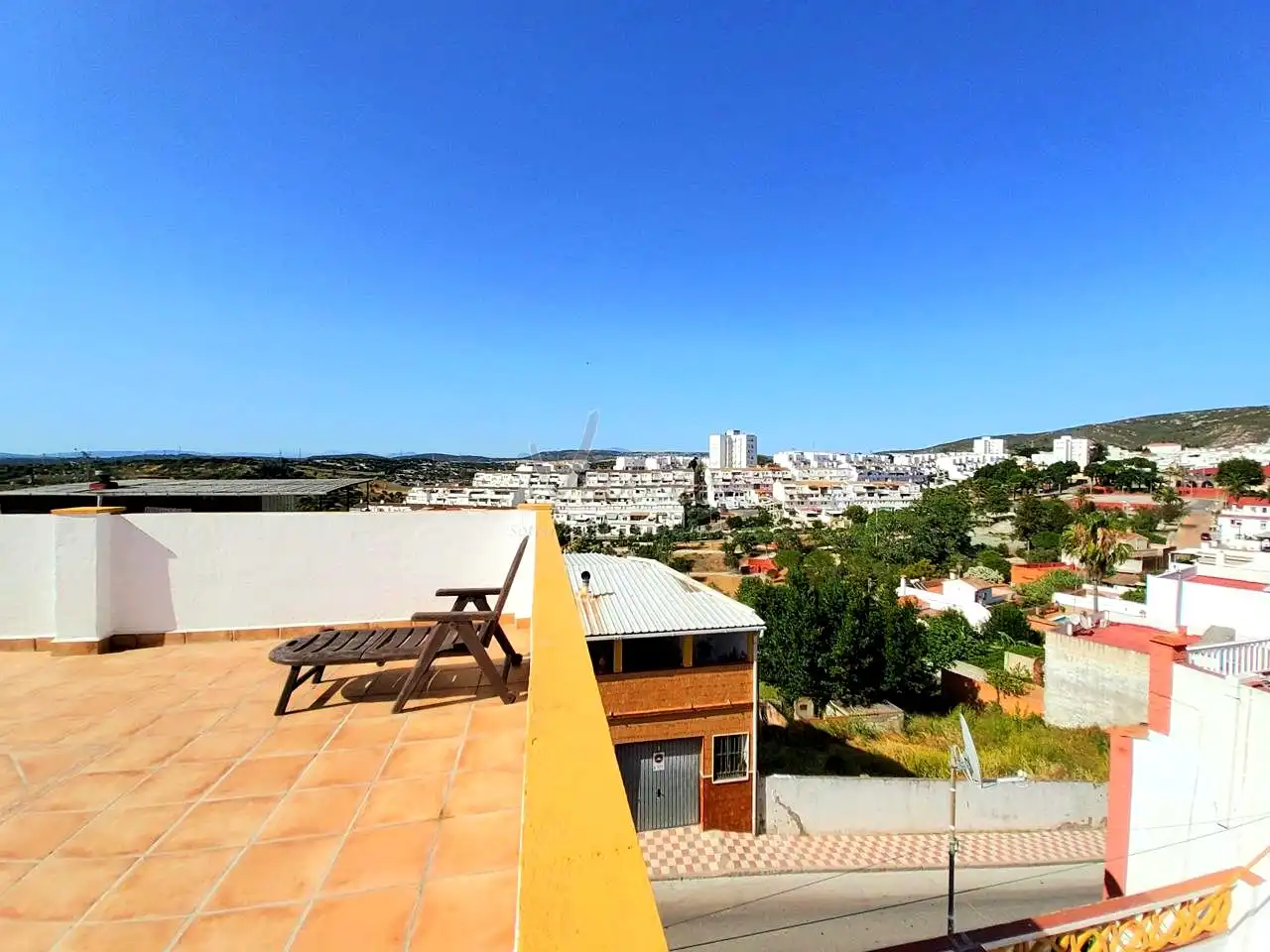 Außenansicht von Haus oder Chalet zum Verkauf in San Roque mit Terrasse