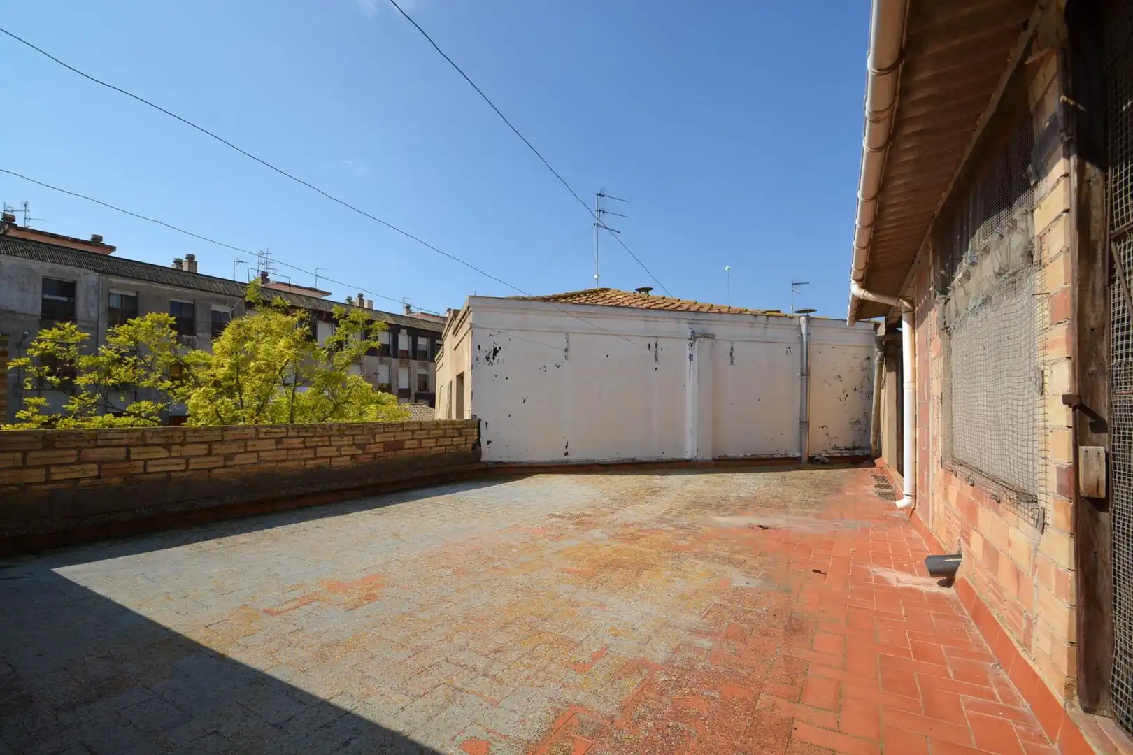 Houses for sale in RAMON Y CAJAL, Deltebre