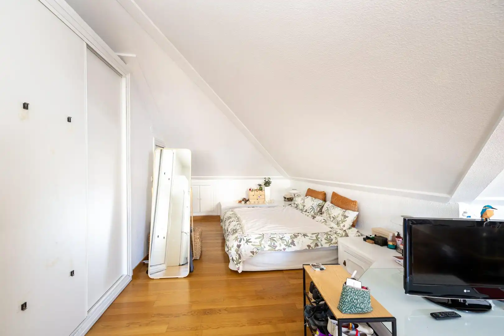 Habitación de Estudio en venta en Granada con Calefacción, Terraza y Balcón