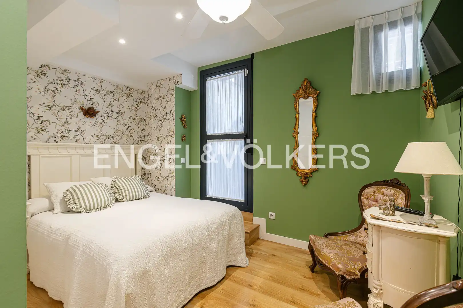 Bedroom of Flat for sale in Zona Monte El Pilar