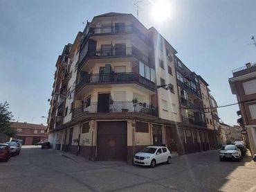 Gewerbefläche zum Verkauf in Calle Ancha 73