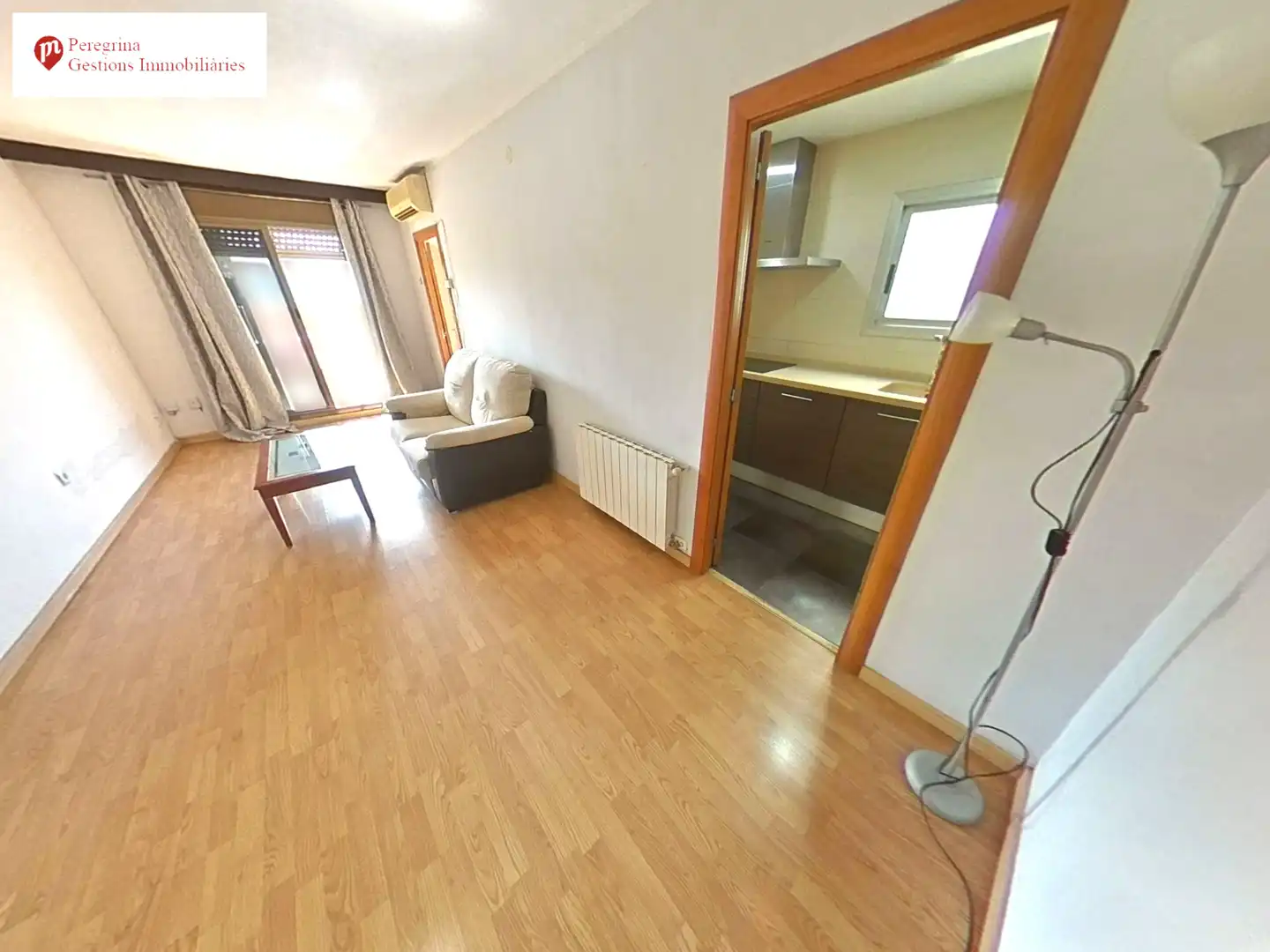 Dormitori de Pis en venda en Santa Coloma de Gramenet amb Aire condicionat, Calefacció i Parquet