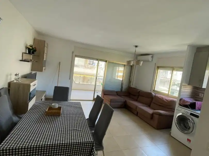 Apartamento con piscina en venta en Carles Buïgas 38, imagen 2