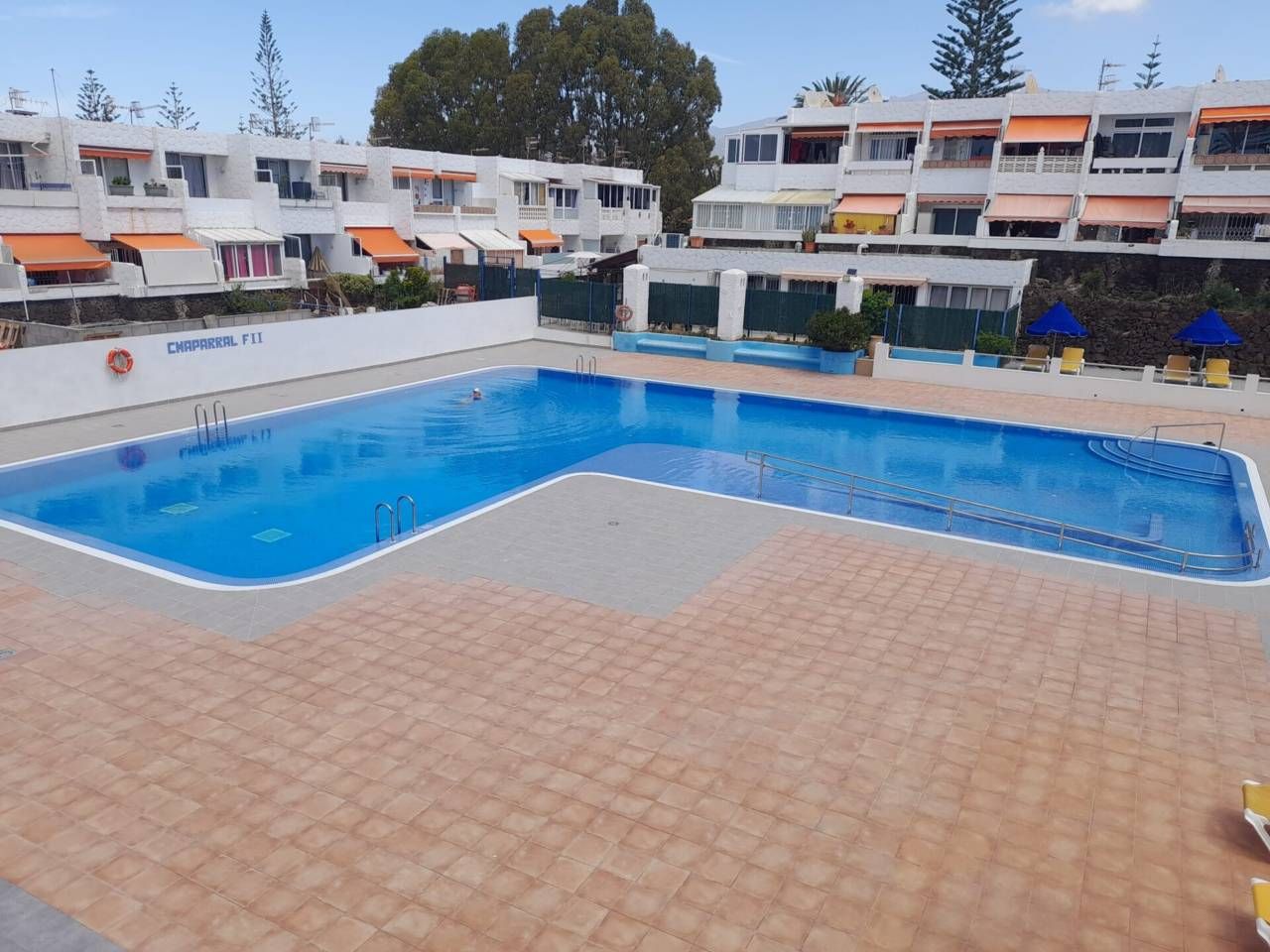 Piscina de Apartament en venda en Arona amb Terrassa, Moblat i Piscina comunitària
