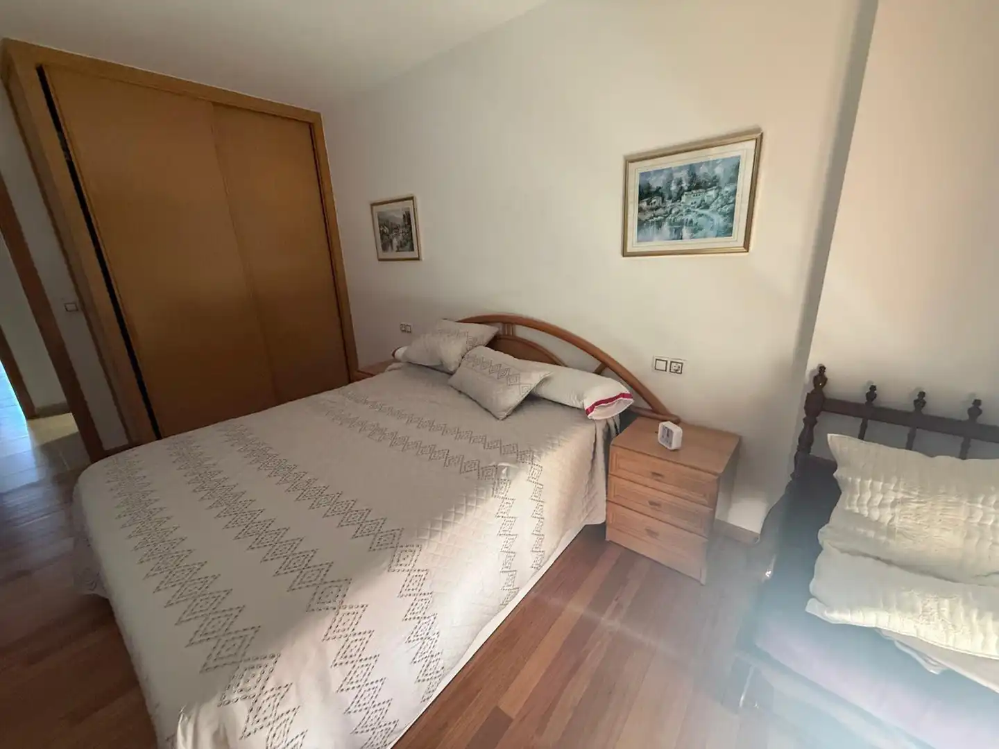 Habitación de Apartamento de alquiler en Boiro, A Coruña
