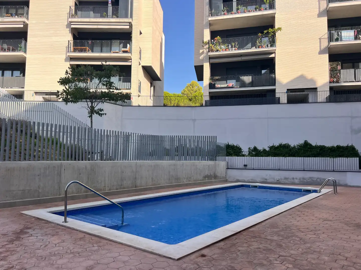 Swimming pool of Ground floor for sale in Arenys de Mar  with Air Conditioner, Heating and Parquet flooring