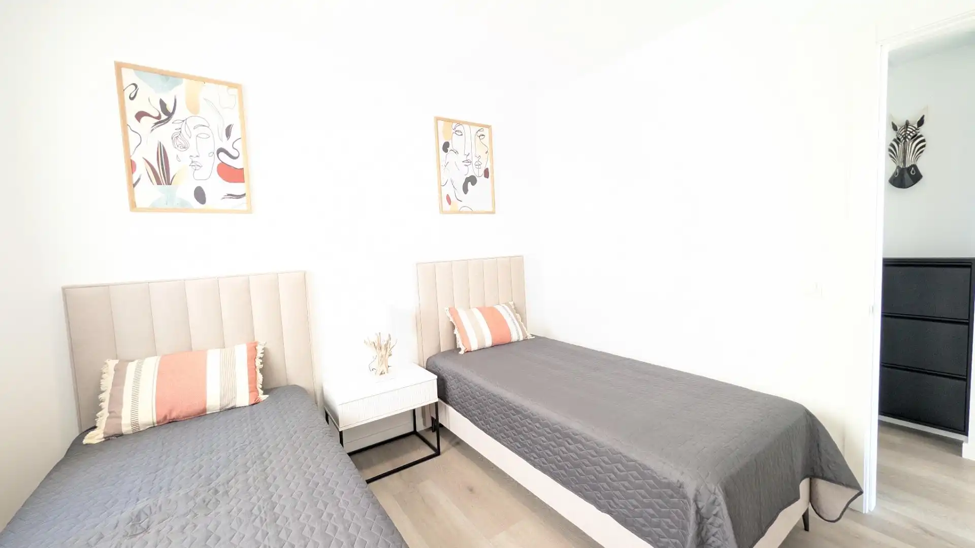 Habitación de Piso de alquiler en Torremolinos con Aire acondicionado, Calefacción y Terraza