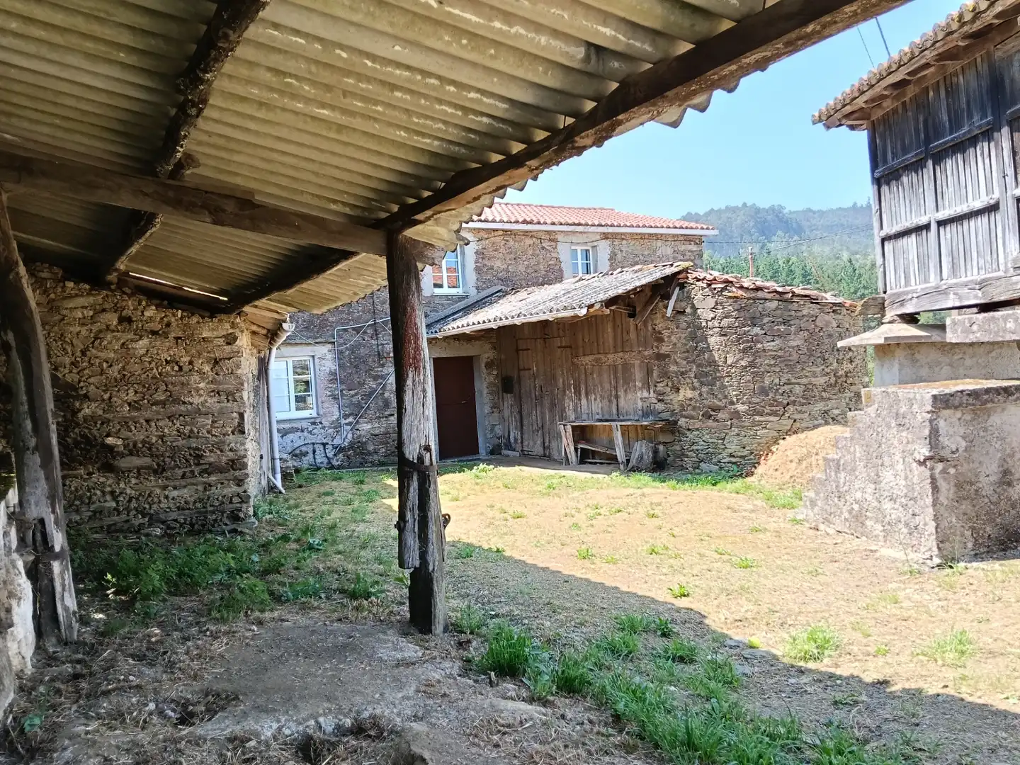 Vista exterior de Casa adosada en venta en Cesuras con Jardín privado y Trastero