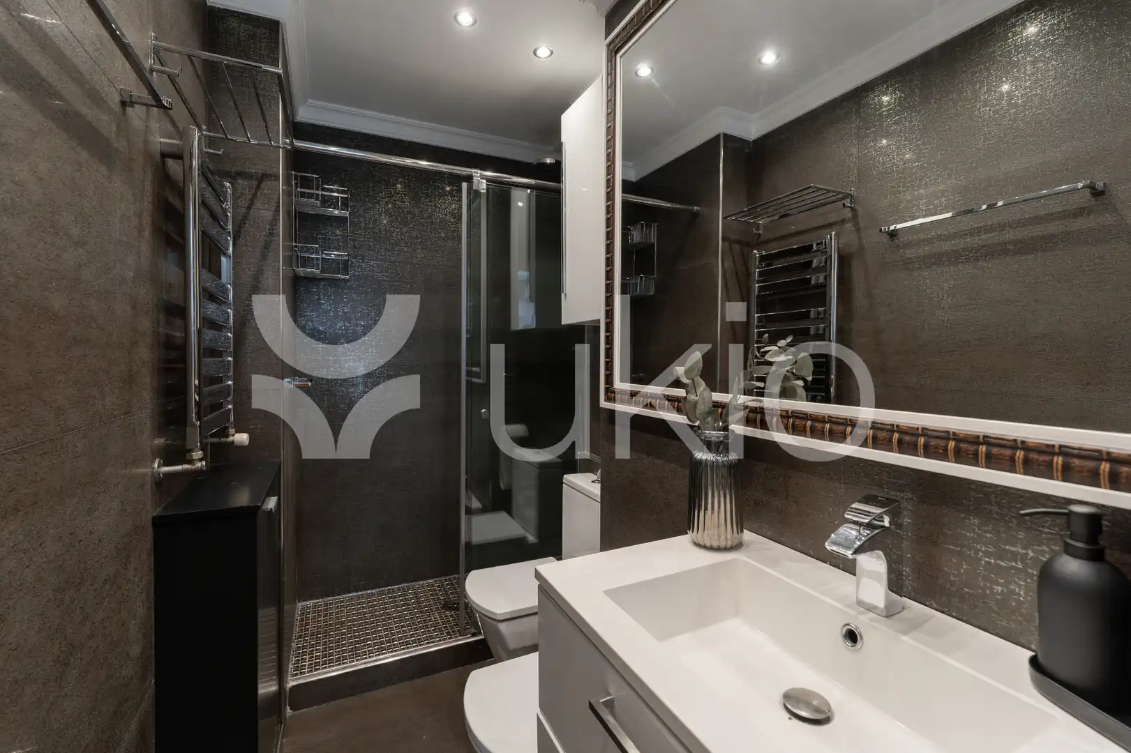 Apartamento de alquiler en Avenida de Alberto de Alcocer, Hispanoamérica - Bernabéu