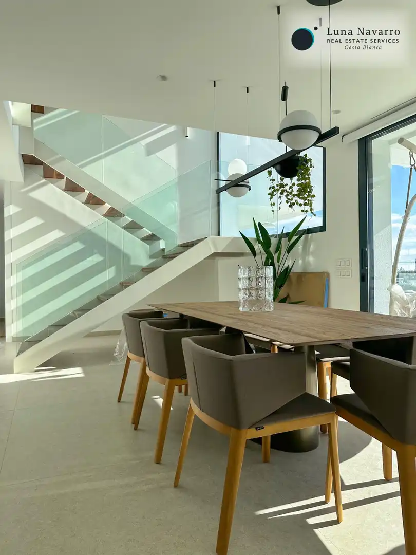 Detached house with pool for sale in Calle Media, imagen 5